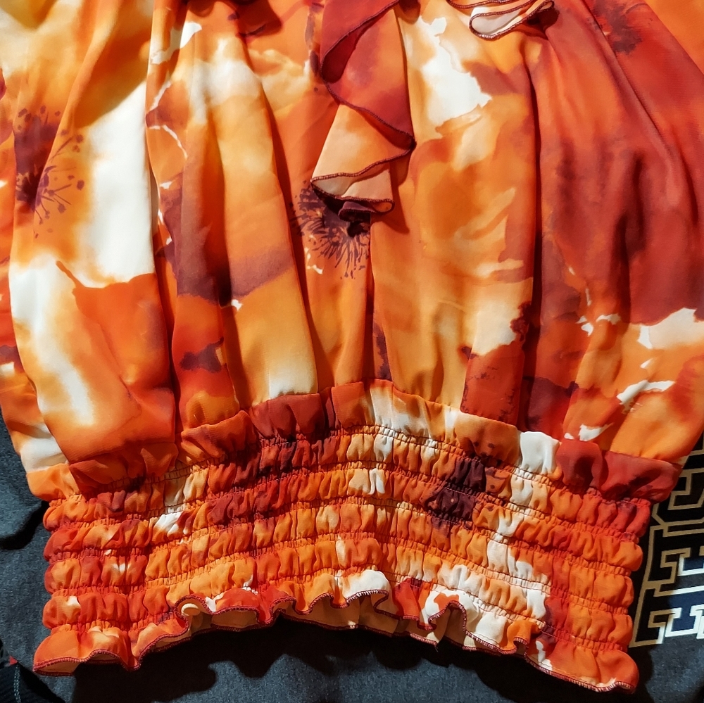 New Directions ruffled sleeveless blouse- burnt orange and white size large - Picture 5 of 9